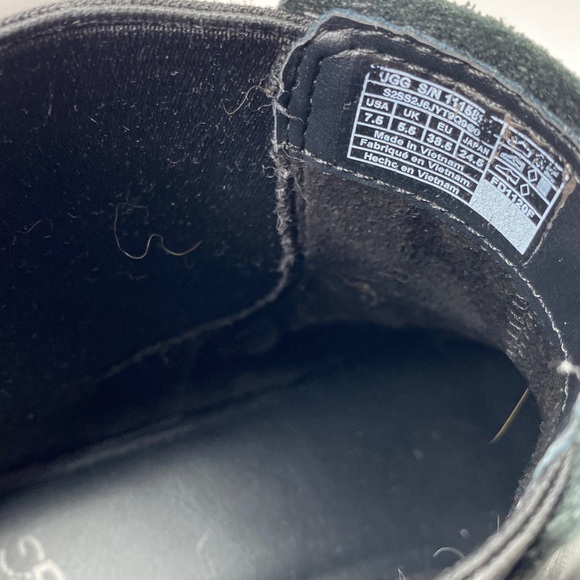 Ugg Leather Boots - Picture 4 of 7